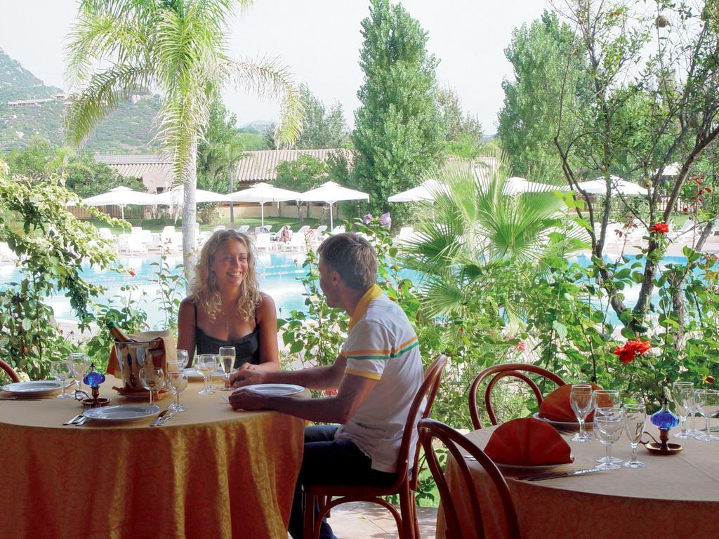Amarestyle Igv Club Santagiusta Hotel Costa Rei Luaran gambar